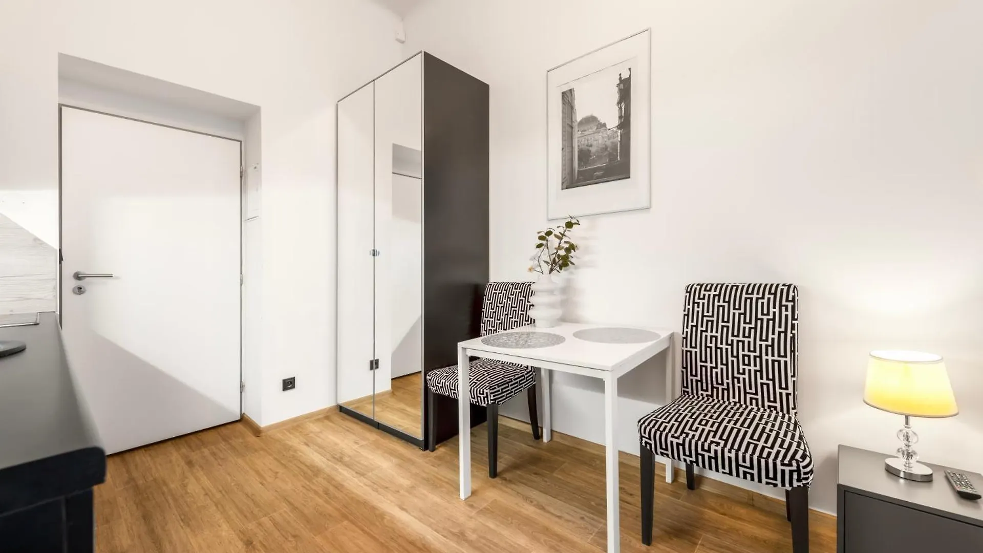 Apartment Awesome Stay Studios Prague